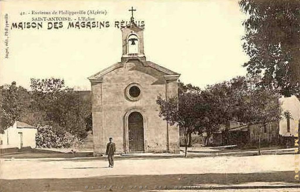 PHILIPPEVILLE EGLISE SAINT ANTOINE.jpg